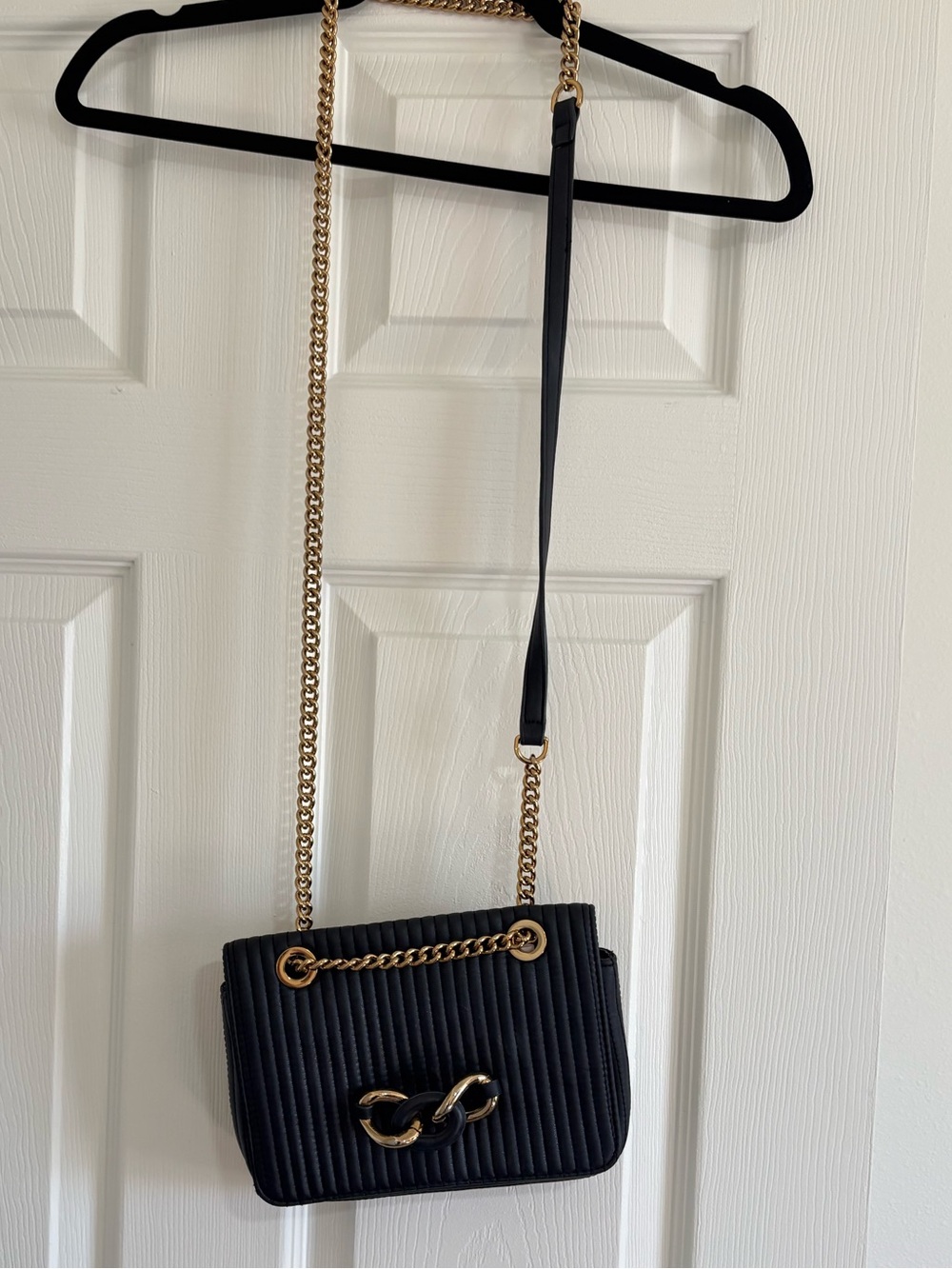 Zara Black Quilted Crossbody with Gold Chain Accent